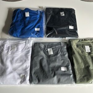 Long sleeve thermal shirt Medium 5 pack NEW